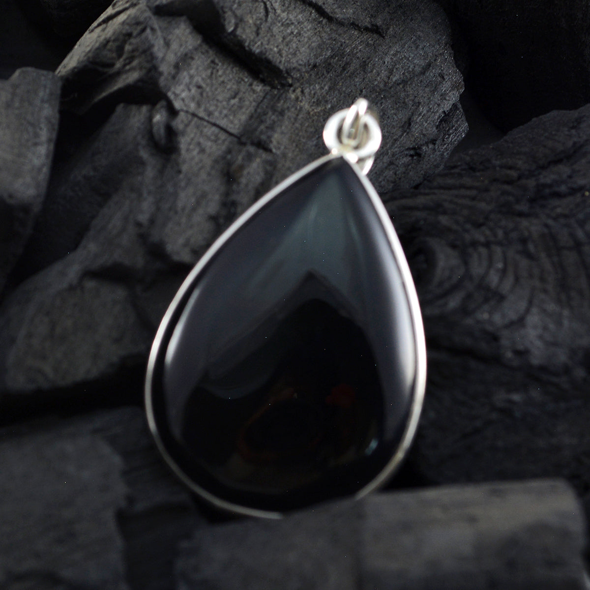 Black Onyx Versatile Egyptian Silver Solitaire Agustina Cocktail Black Pendant Jewelry
