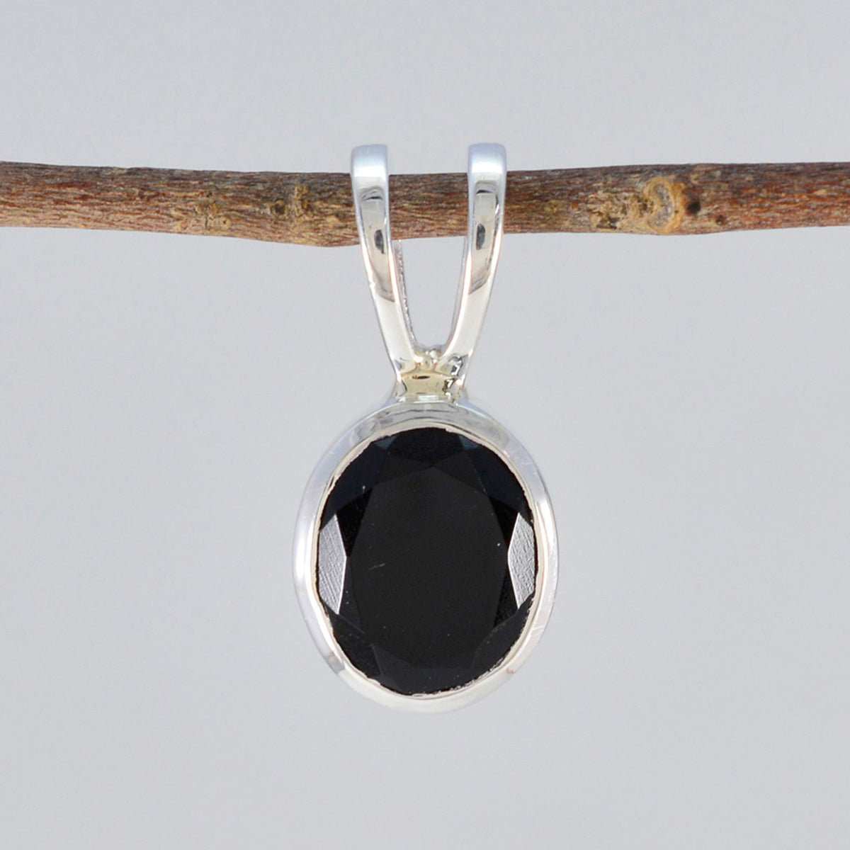 Black Onyx Whisper-thin German Silver Solitaire Julia Eternity Black Pendant Jewelry