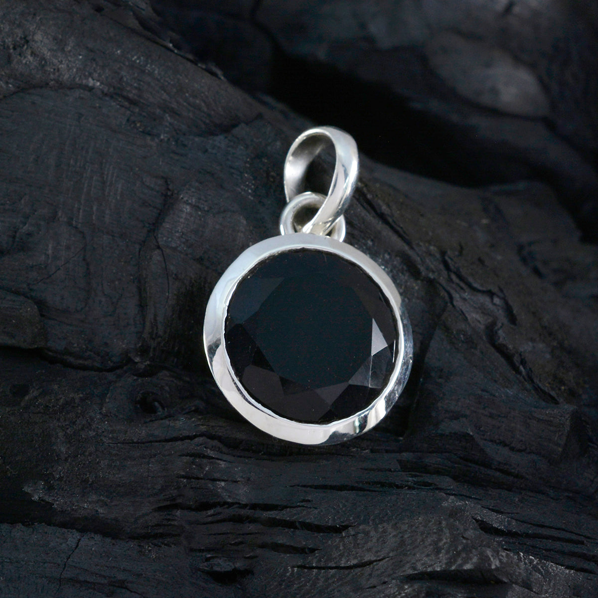 Black Onyx Featherlight German Silver Solitaire Lourdes Abstract Black Pendant Jewelry