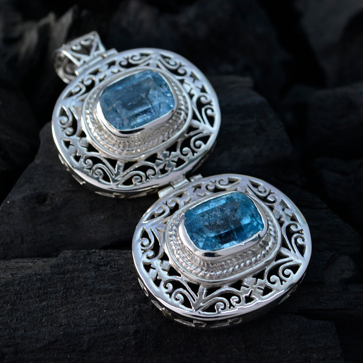 Blue Topaz Statement Italian 92.5 Silver Toi et Moi Sofia antique Blue Pendant Jewellery