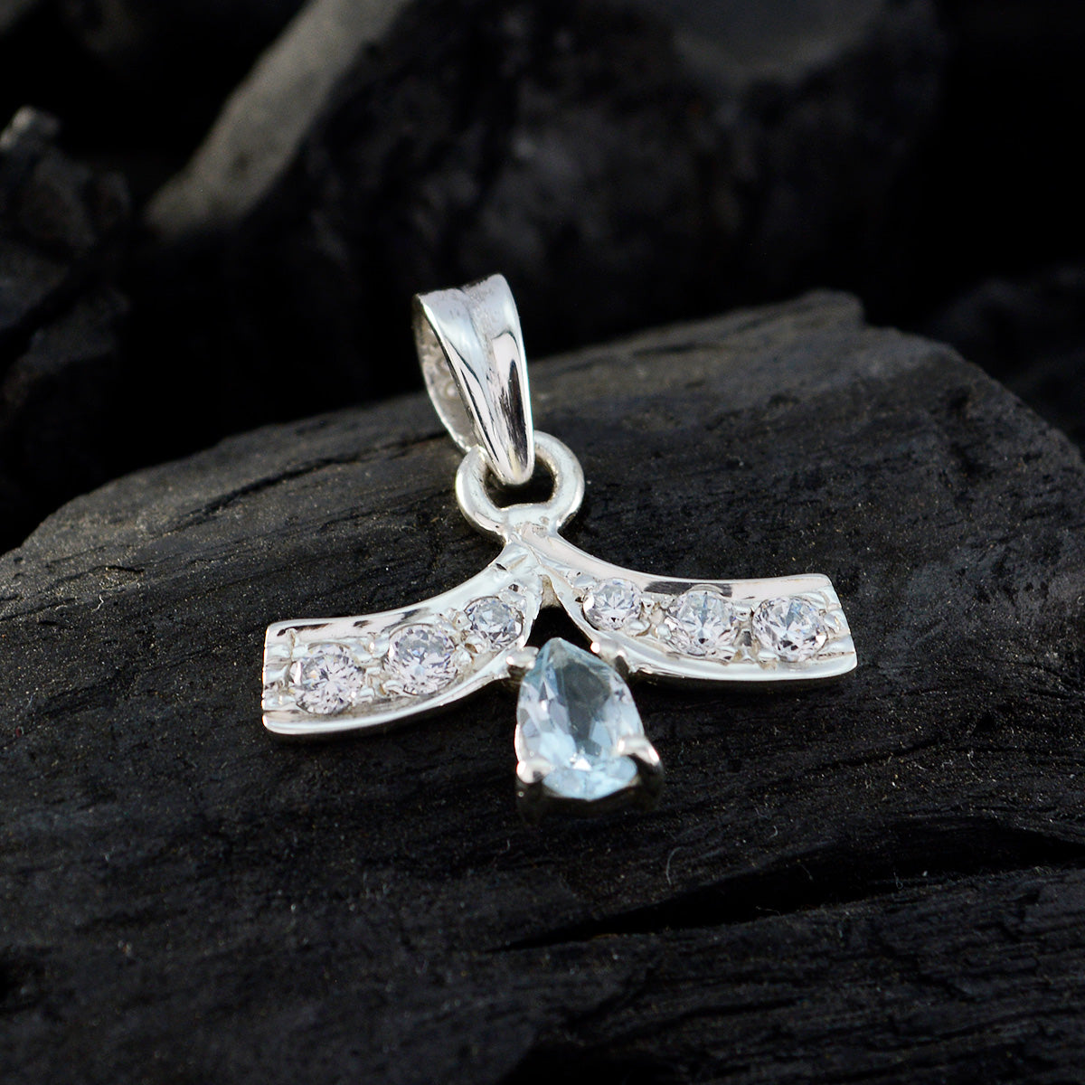 Blue Topaz Minimalist Australian 92.5 Silver multiple Lea Abstract Blue Pendant Jewellery