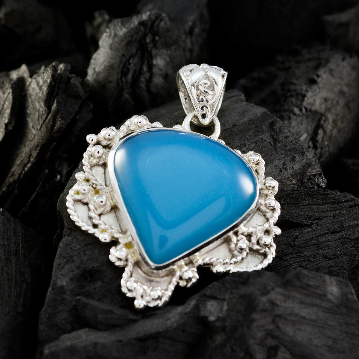 Blue Chalcedony Statement Russian Silver Solitaire Layla Bubble Blue Pendant Jewelry