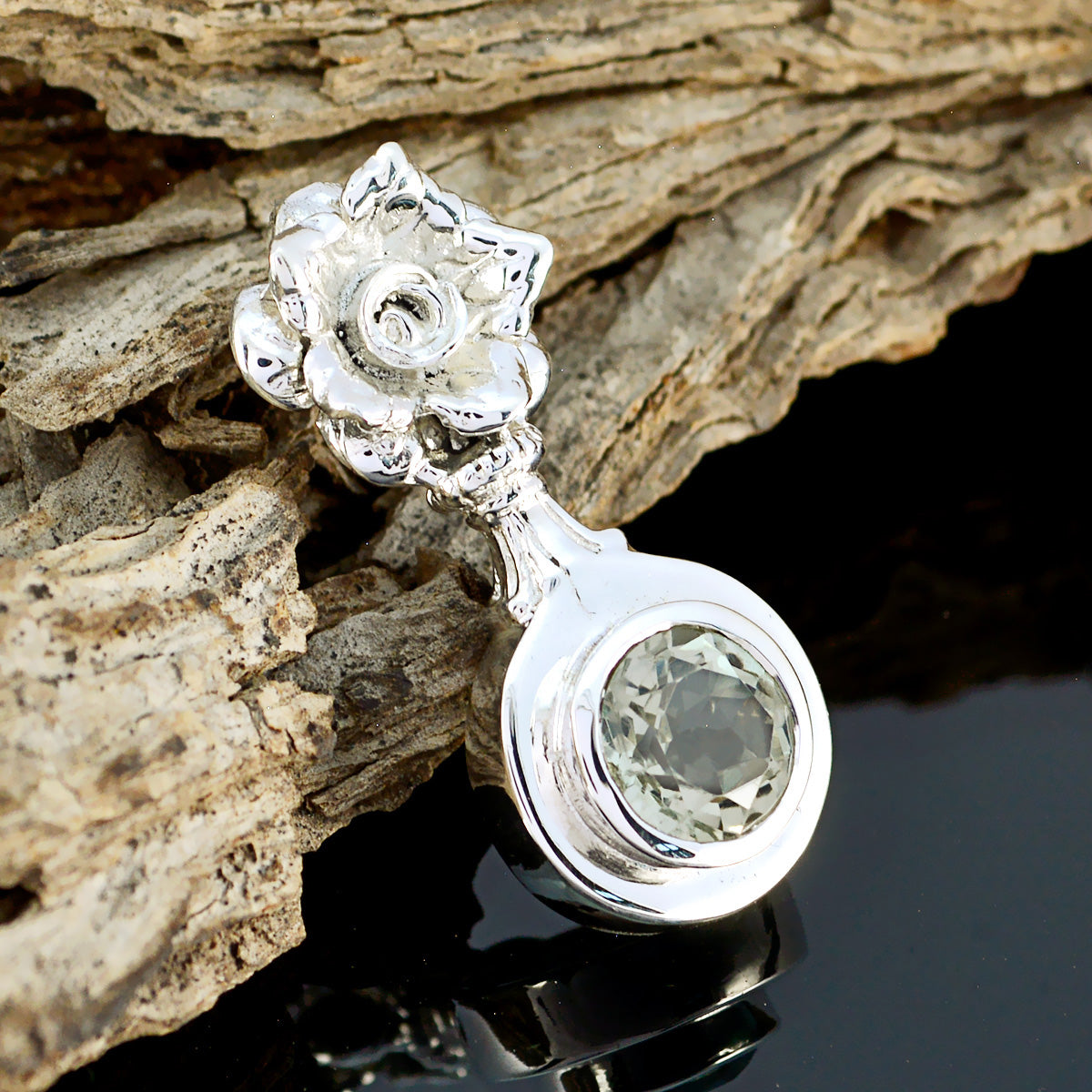 Green Amethyst Minimal French Silver Solitaire Clara Feminine Green Pendant Jewelry