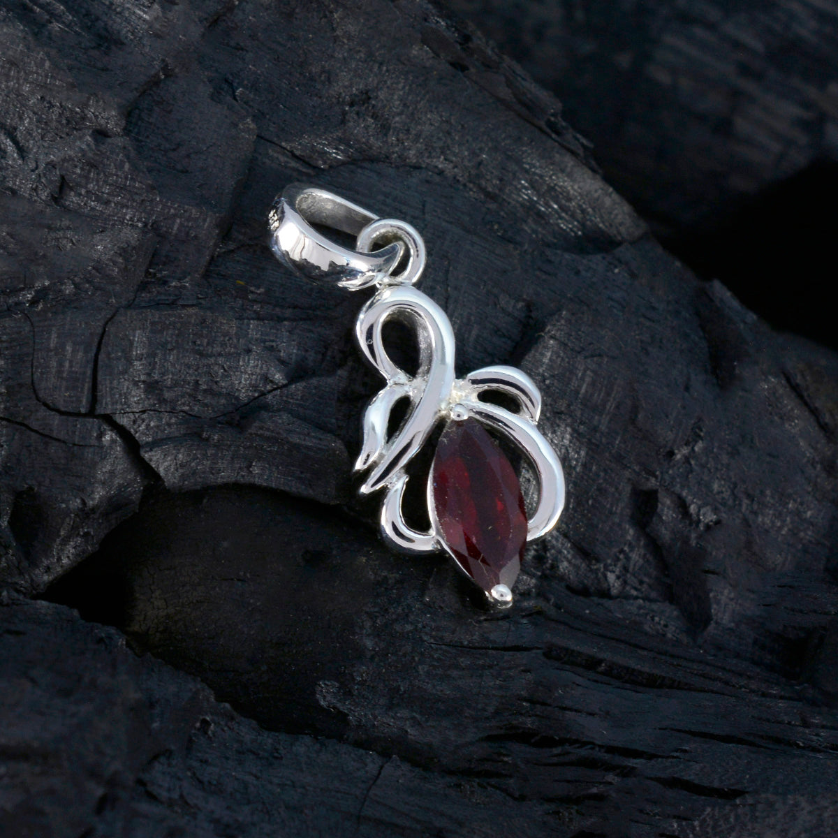 Garnet Whisper-thin German 925 Silver Solitaire Daniela propsel Red Pendant Jewelry