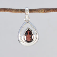 Pendentif délicat en argent sterling allemand avec grenat et solitaire Milagros, bijou rouge gracieux