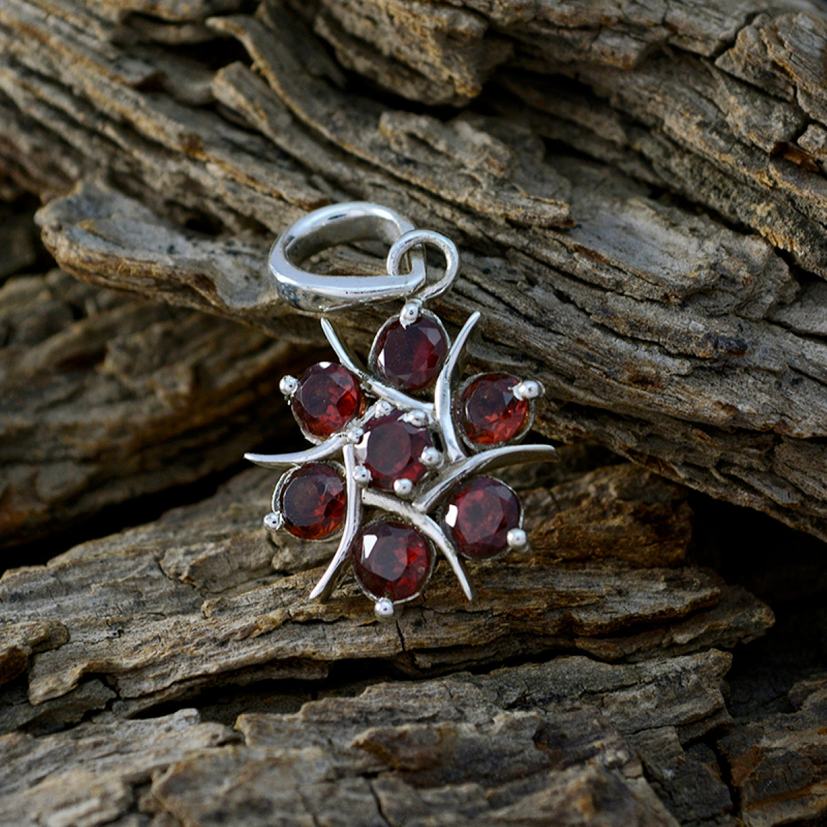Pendentif délicat en argent 92,5 cts, grenat mexicain, Hepta Valentina, tendance, rouge Image secondaire du produit