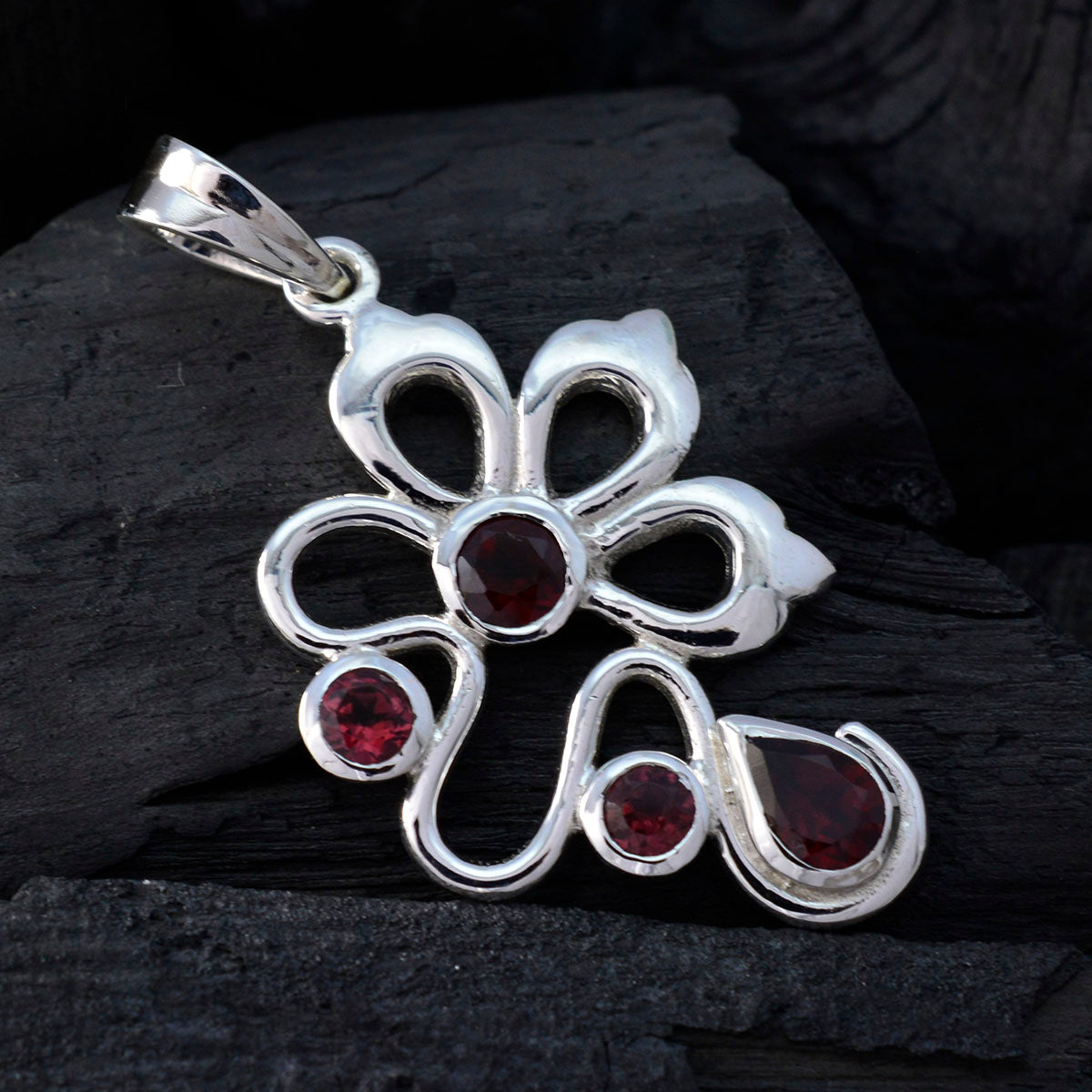 Garnet Tiny American 92.5 Silver multiple Harper Feminine Red Pendant Jewellery