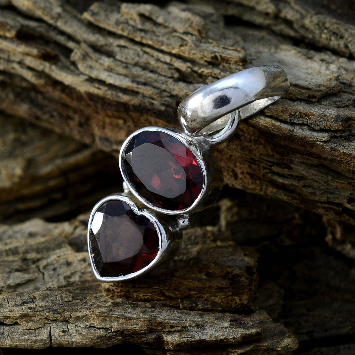 Garnet Delicate Mexican Silver Toi et Moi Kennedy Glamorous Red Pendant Jewelry