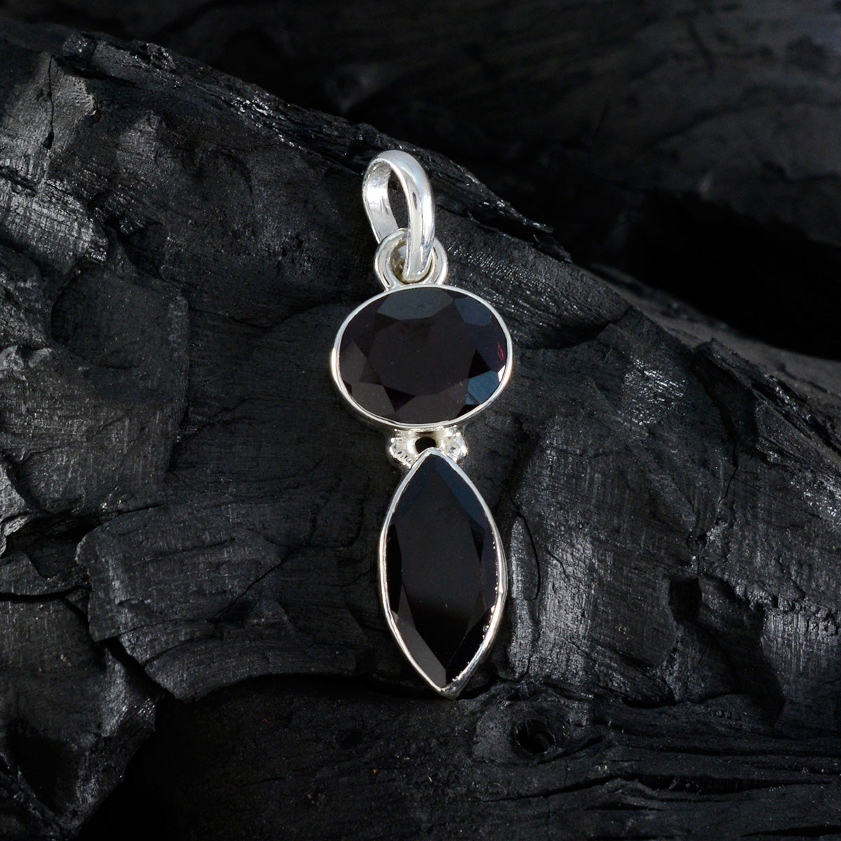 Garnet Whisper-thin American 925 Silver Toi et Moi Eva Bubble Red Pendant Jewelry