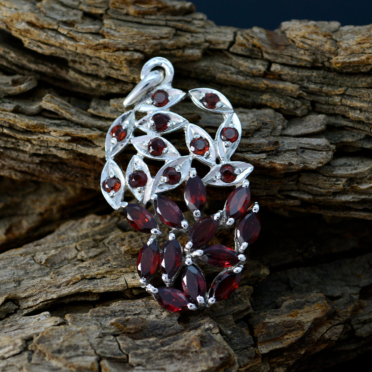 Garnet Whisper-thin Middle Eastern Sterling Silver multiple Lucy wedding Red Pendant Jewellery