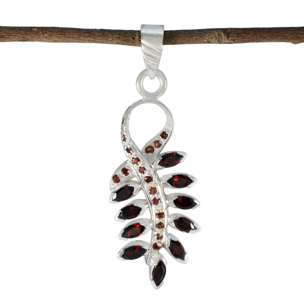 Garnet Tiny African Silver multiple Red Pendant Huvudsaklig produktbild