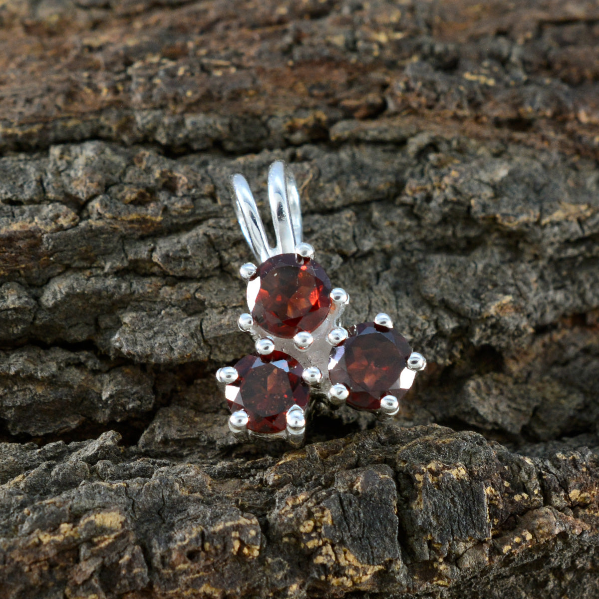 Garnet Delicate Russian Silver Trilogy Alina Graceful Red Pendant Jewelry