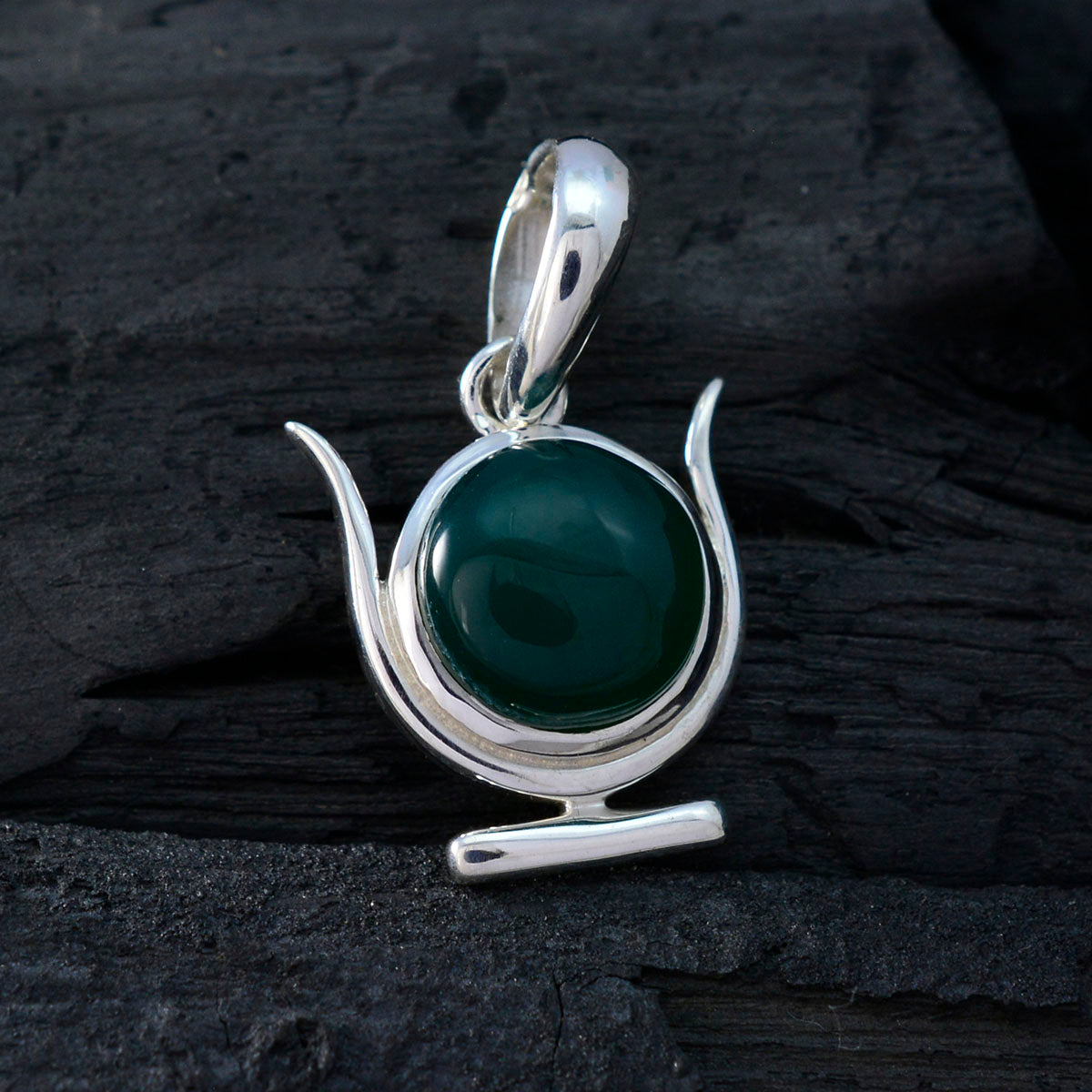 Green Onyx Delicate Italian 925 Silver Solitaire Kennedy Luxurious Green Pendant Jewelry