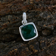 インド産エメラルドの繊細なドイツ産スターリングシルバーソリティア、ナタリーウェディンググリーンペンダントジュエリー
