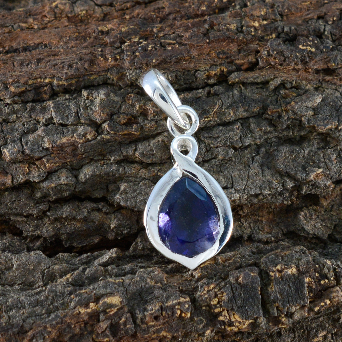 Iolite Elegant Japanese 92.5 Silver Solitaire Li Lee Bubble Blue Pendant Jewellery