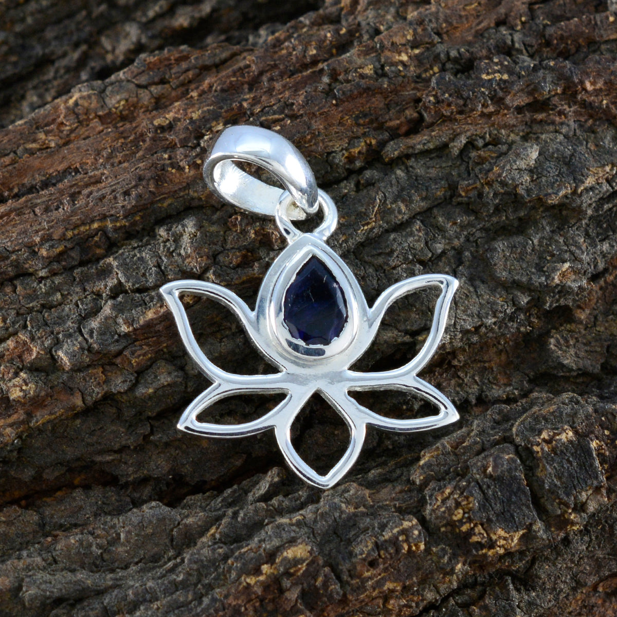 Ciondolo in filo di corda blu con solitario in argento sterling francese Nocciola, delicato, in iolite