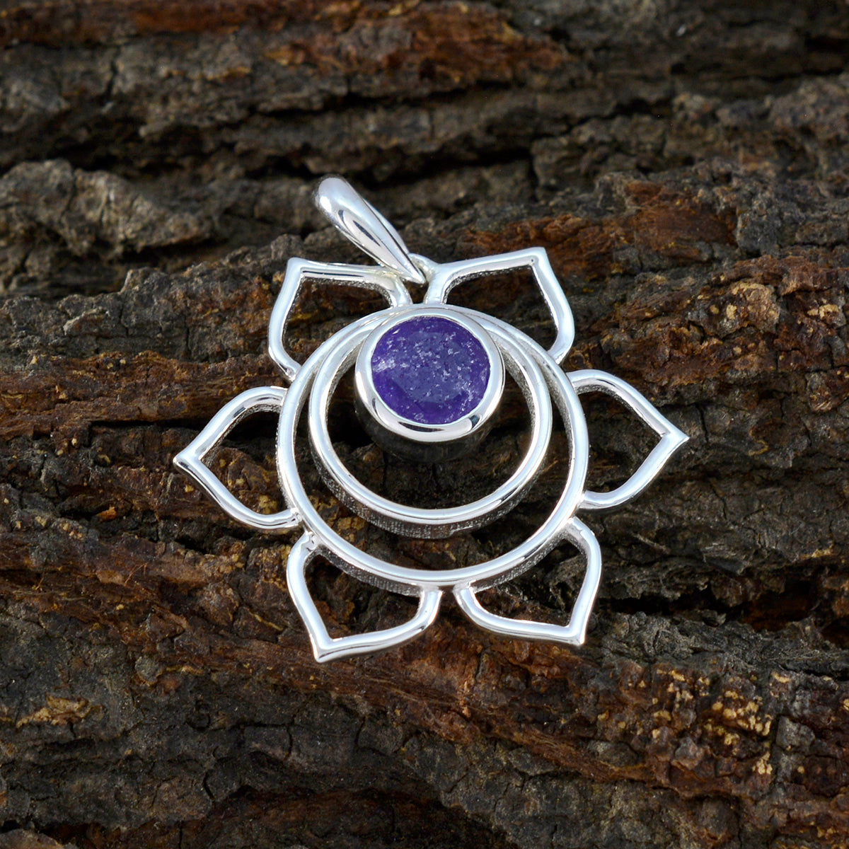 Indian Blue Sapphire Dainty Spanish 92.5 Silver Solitaire Ines Rope-Wire Blue Pendant Jewellery