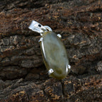 Labradorite Eye-catching Russian 92.5 Silver Solitaire Isabella Sophisticated Gray Pendant Jewellery