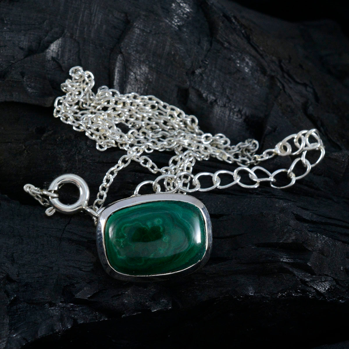 Malachite Classic Italian Sterling Silver Solitaire Aisha Sophisticated Green Pendant Jewellery