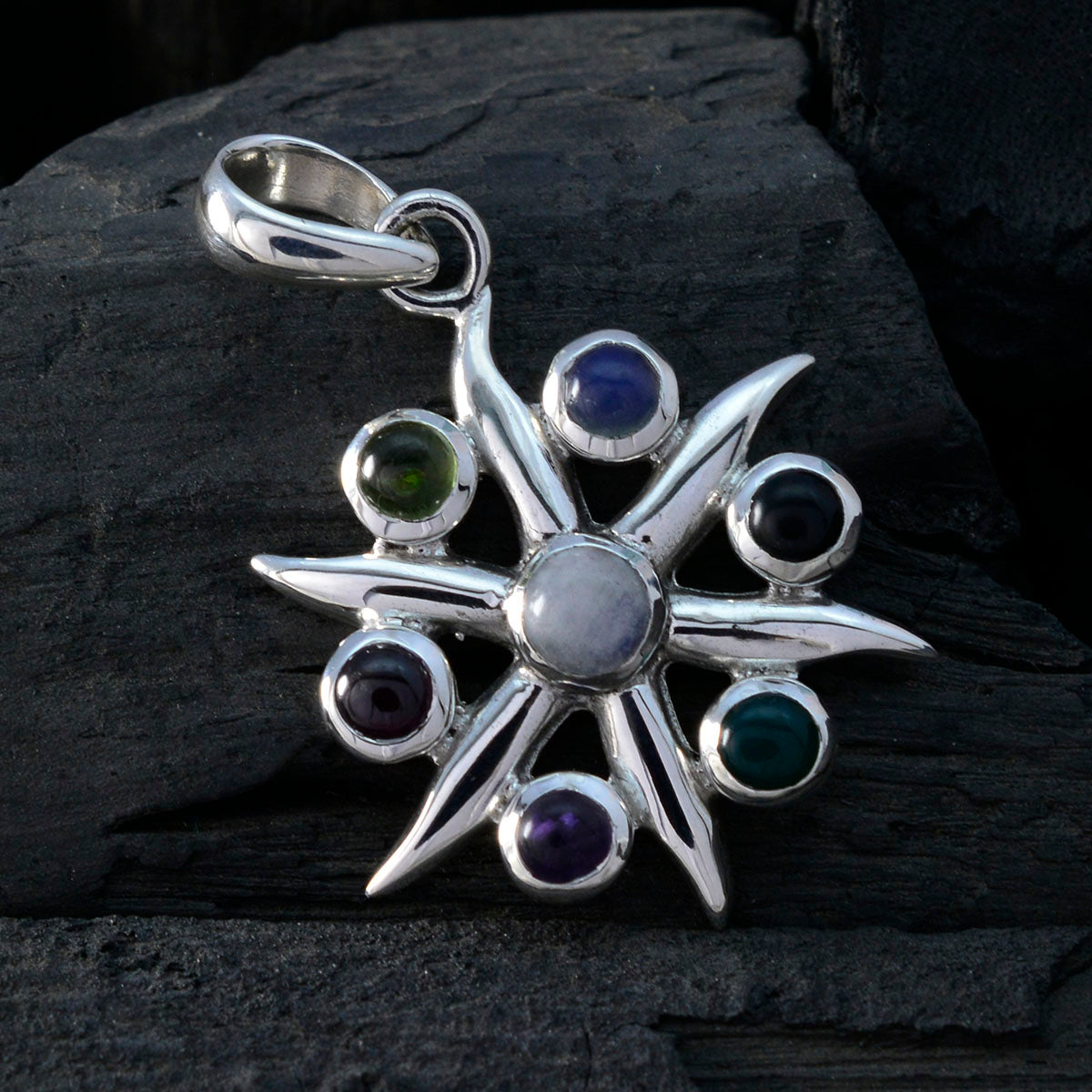 Winziger ägyptischer Hepta Luisa-Anhänger aus Sterlingsilber mit mehreren Steinen, glamouröser mehrfarbiger Schmuck