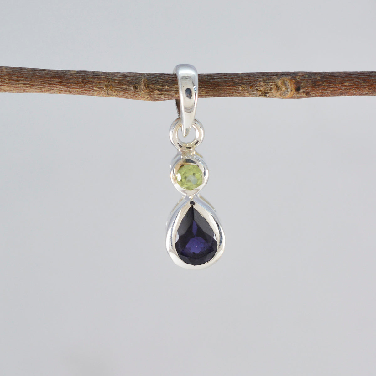 Multi Stone Minimalist Japanese Sterling Silver Toi et Moi Yana Contemporary multicolor Pendant Jewellery