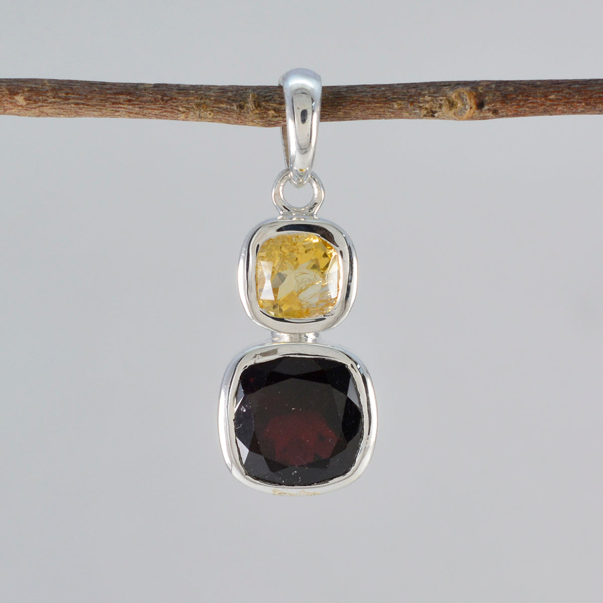 Multi Stone Whisper-thin Moroccan Silver Toi et Moi Sofia Abstract multicolor Pendant Jewelry