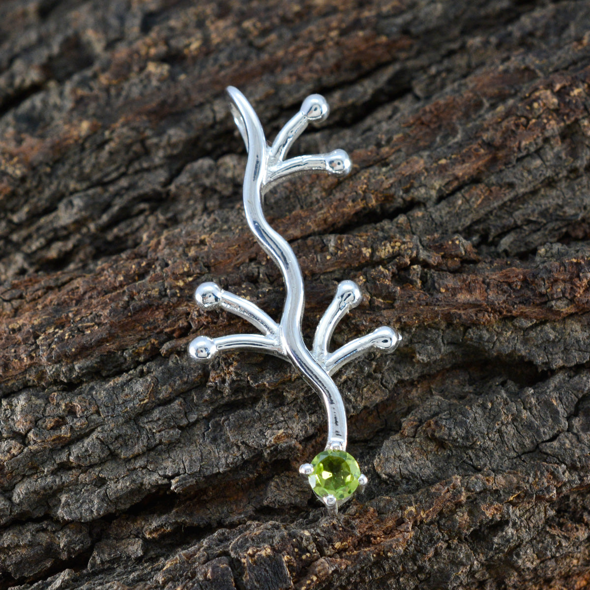 Peridot Tiny Spanish Sterling Silver Solitaire Alejandra Signet Green Pendant Jewellery