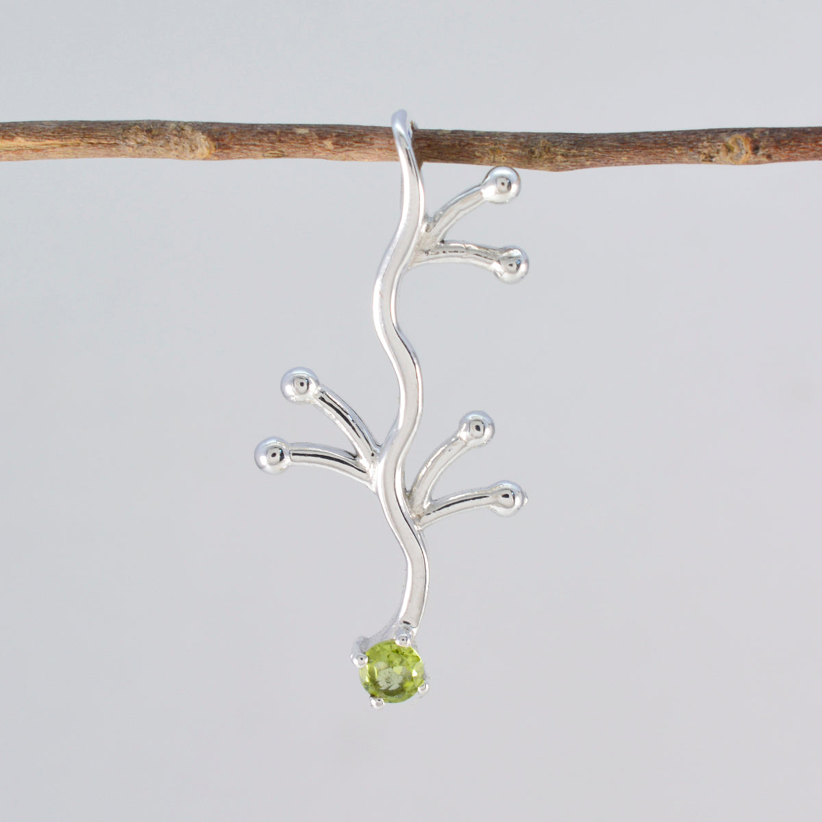 Peridot Tiny Spanish Sterling Silver Solitaire Alejandra Signet Green Pendant Jewellery