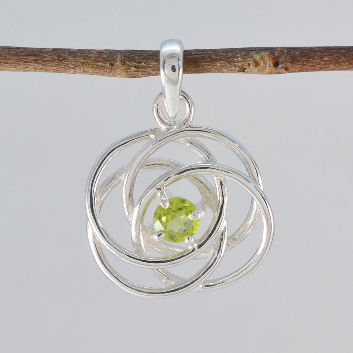 Pendentif délicat en argent sterling avec péridot et solitaire géométrique vert écarlate Image secondaire du produit