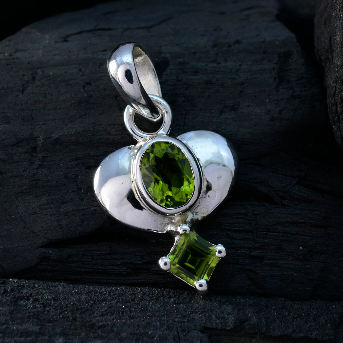 Peridot Dainty Latin American 92.5 Silver Toi et Moi Hazel Engagement Green Pendant Jewellery
