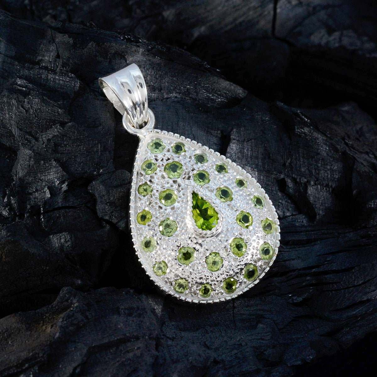 Peridot Statement American 92.5 Silver multiple Yasmin Romantic Green Pendant Jewellery