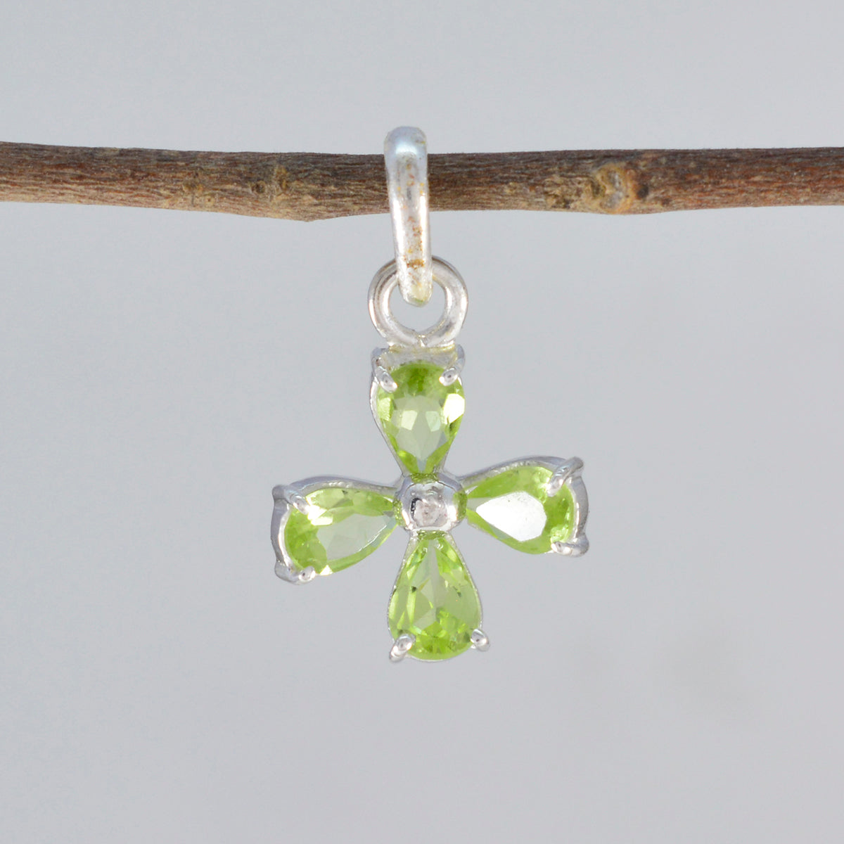 Peridot Minimalist Korean 925 Silver quarter Ayaka Modern Green Pendant Jewelry