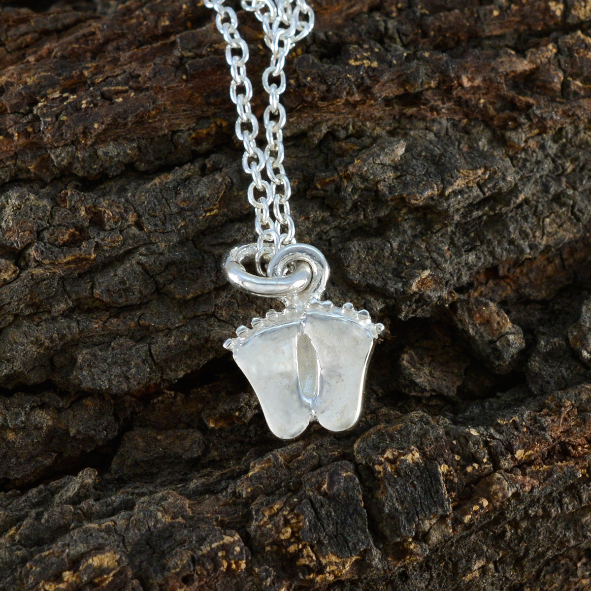 Plain Dainty Latin American Silver plain Zoe Romantic Gray Pendant Jewelry