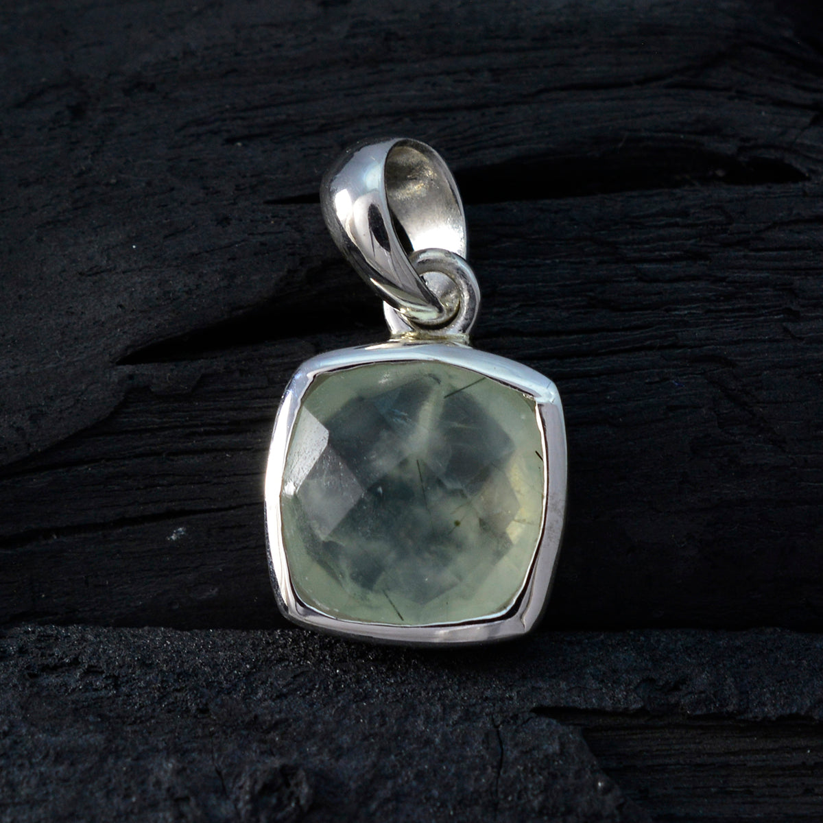 Prehnite Dainty Italian 925 Silver Solitaire Pauline Graceful Green Pendant Jewelry