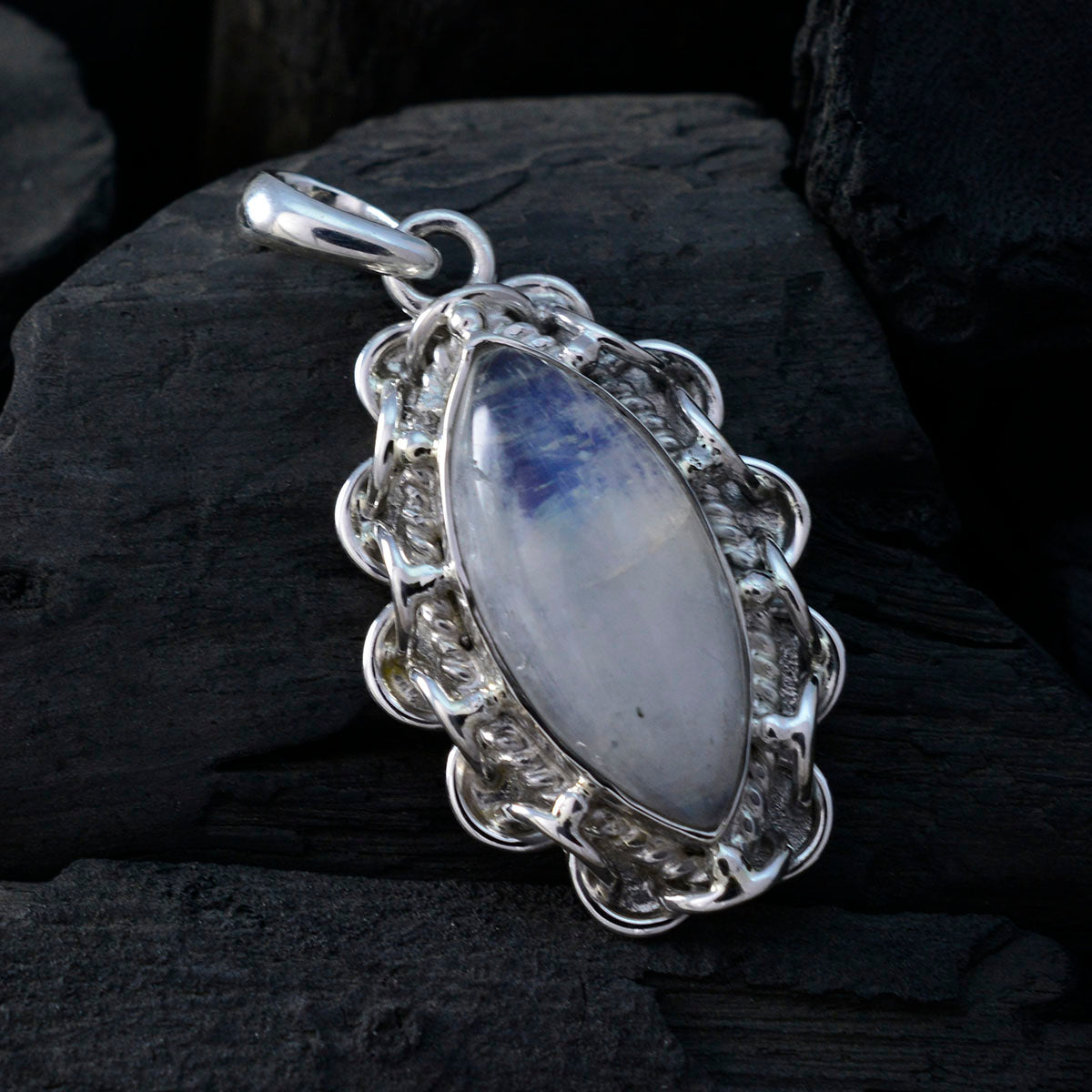 Rainbow Moonstone Edgy American Silver Solitaire Ivana Rope-Wire White Pendant Jewelry