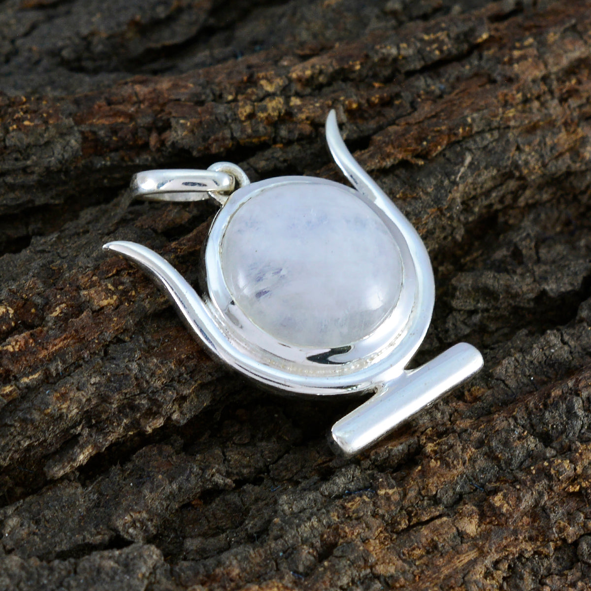 Rainbow Moonstone Dainty Spanish 92.5 Silver Solitaire Lili Cocktail White Pendant Jewellery Secondary image