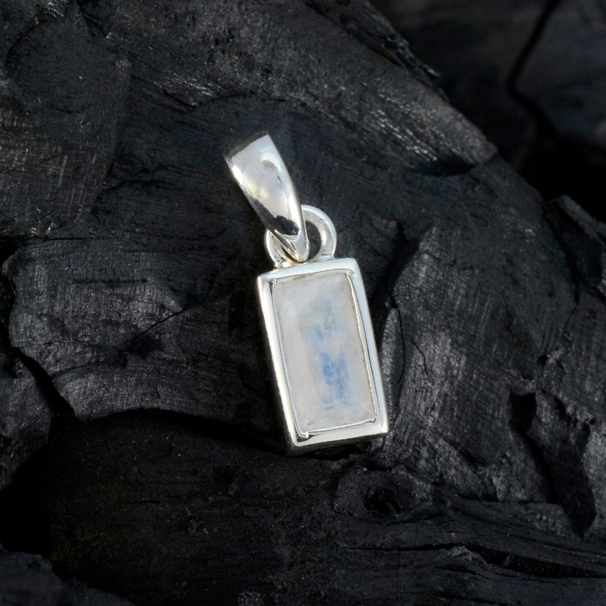 Rainbow Moonstone Delicate Italian 92.5 Silver Solitaire Victoria Abstract White Pendant Jewellery