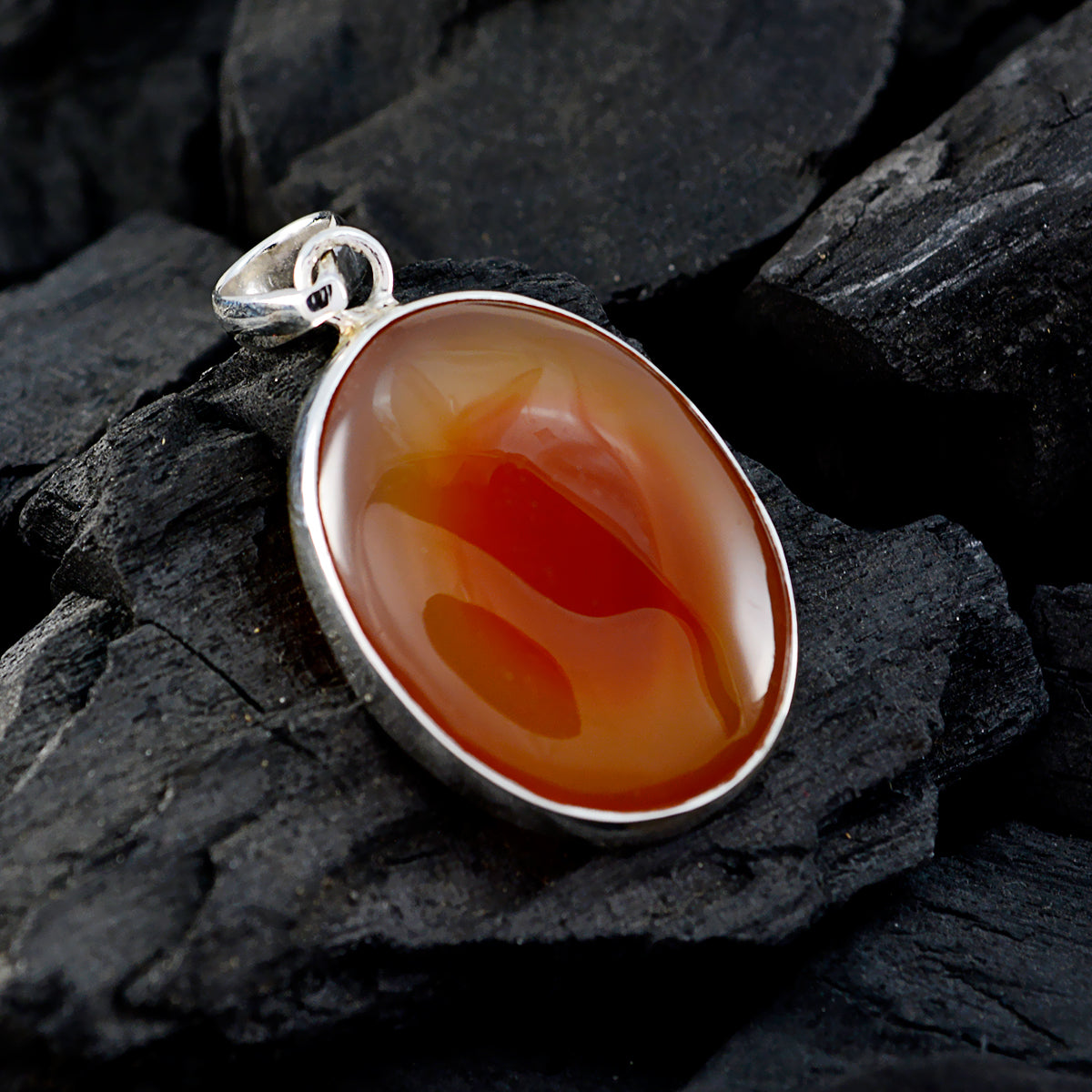 Red onyx Classic Egyptian Sterling Silver Solitaire Tereza Luxurious Red Pendant Jewellery