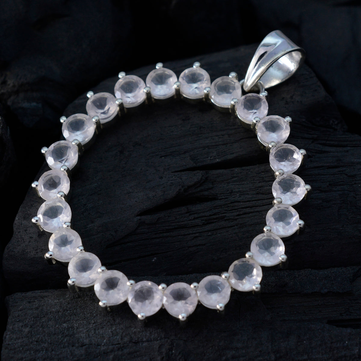 Ciondolo Julia Valentine in argento 925 messicano essenziale al quarzo rosa, gioiello rosa