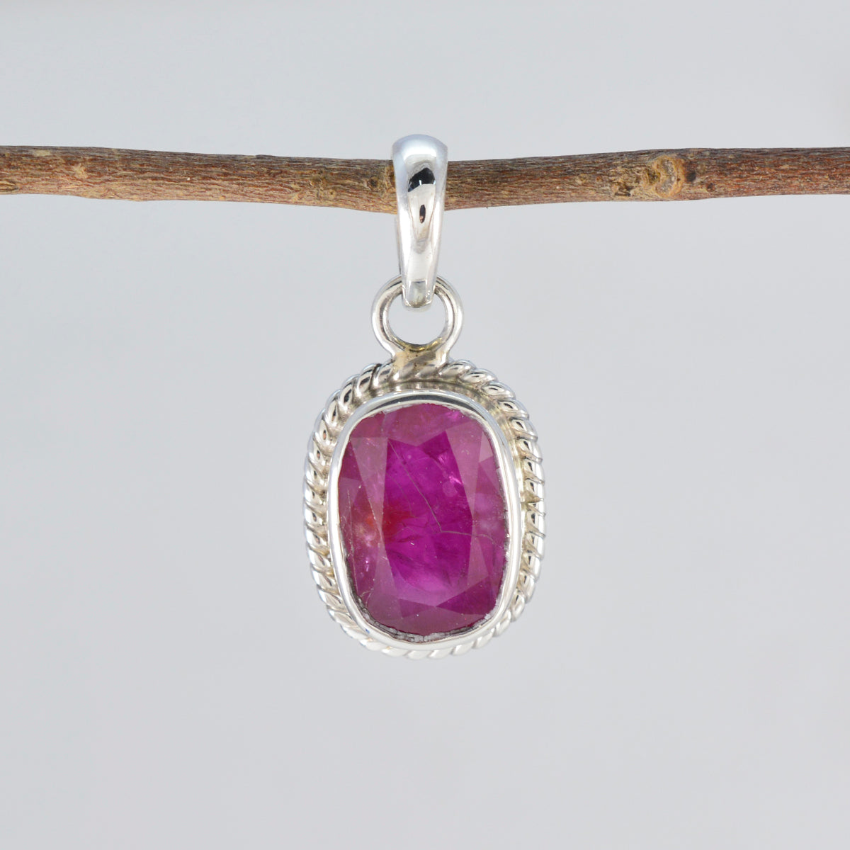 Ruby Dainty Latin American Silver Solitaire Yasmin Rope-Wire Red Pendant Jewelry