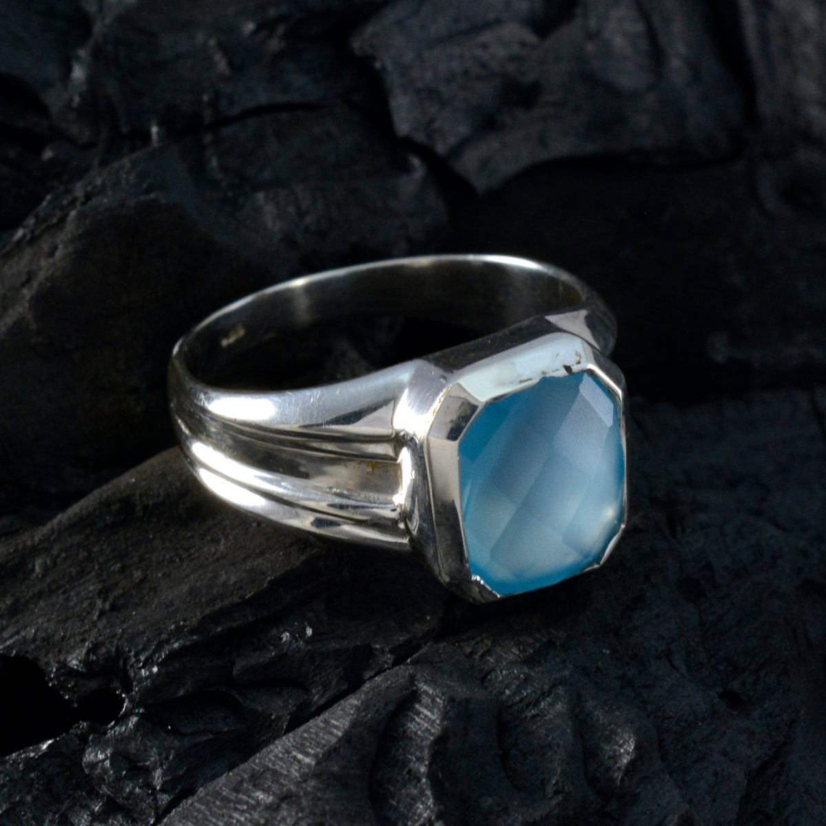 Aqua Chalcedony Solitaire Indian Silver Green Gems Eye catching Abstract Ring Jewellery