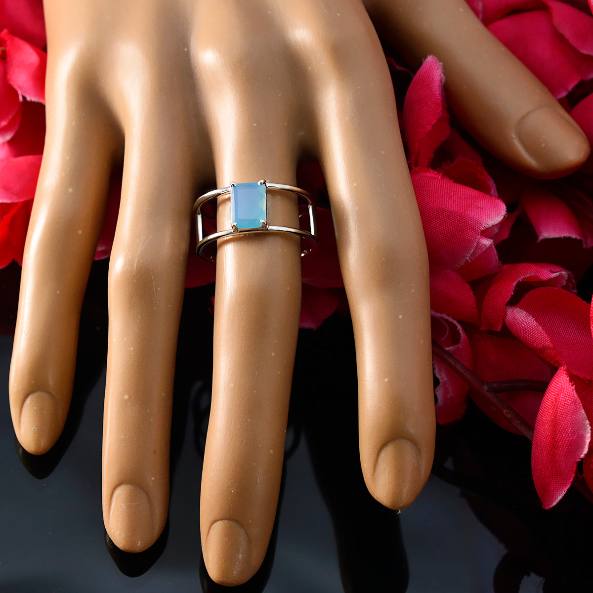 Aqua Chalcedony Solitaire Japanese 925 Silver Green Gems Whisper thin Geometric Band Jewelry