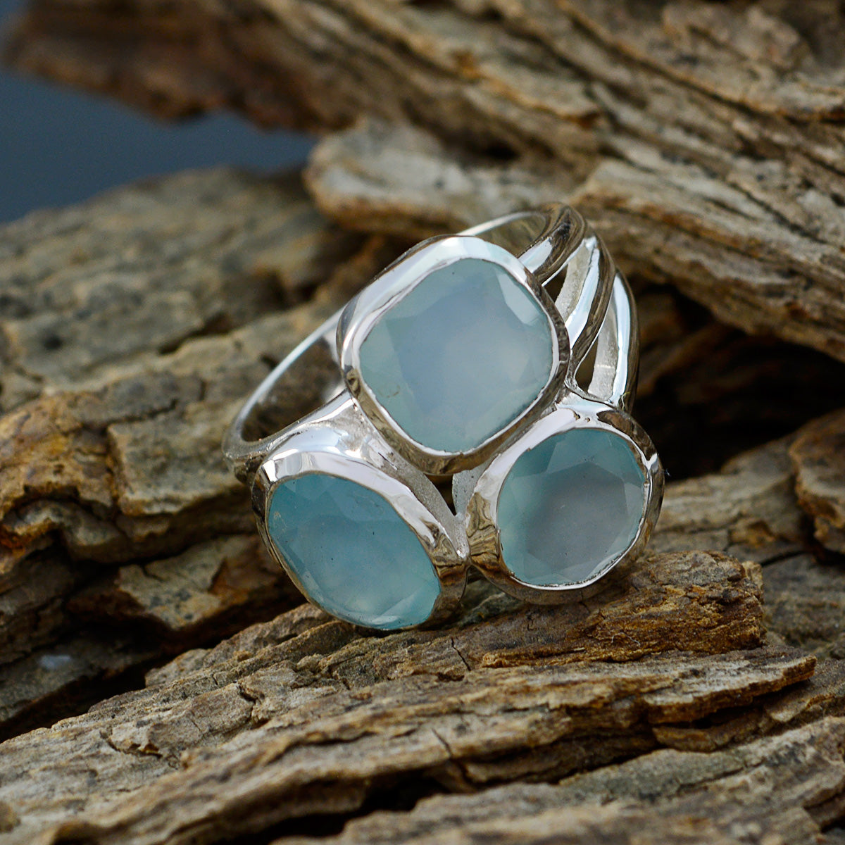 Aqua Chalcedony Trilogy French 92.5 Silver Green Gemstones Mid weight Glamorous Ring Jewellery