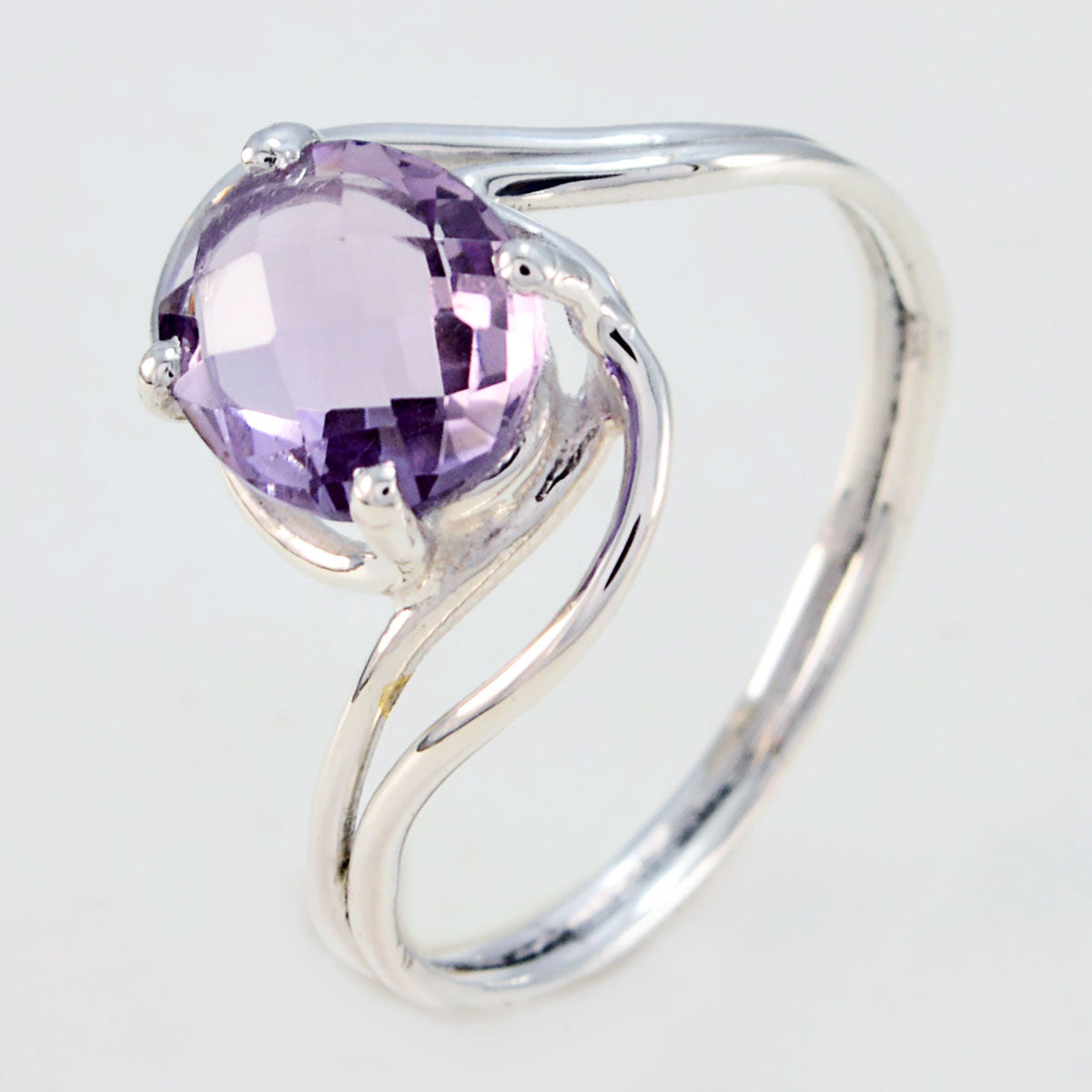 Bague délicate et gracieuse en argent sterling avec améthyste solitaire japonaise et pierres violettes Image secondaire du produit