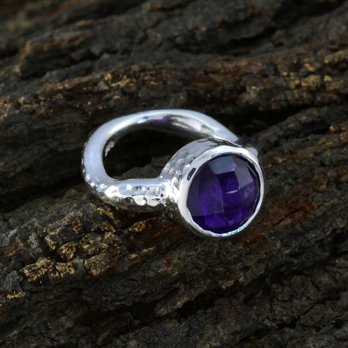 Amethyst Solitaire Egyptian 925 Silver Purple Gemstone Versatile Luxurious Ring Jewellery