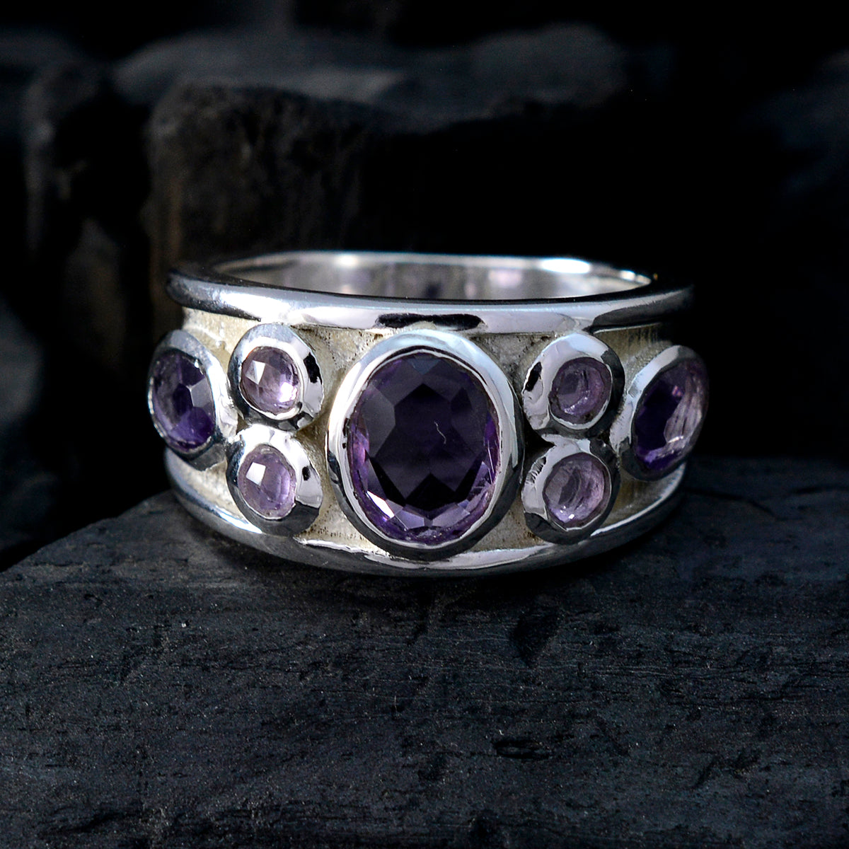 Amethyst Hepta Moroccan 92.5 Silver Purple Gemstone Eye catching Contemporary Ring Jewelry