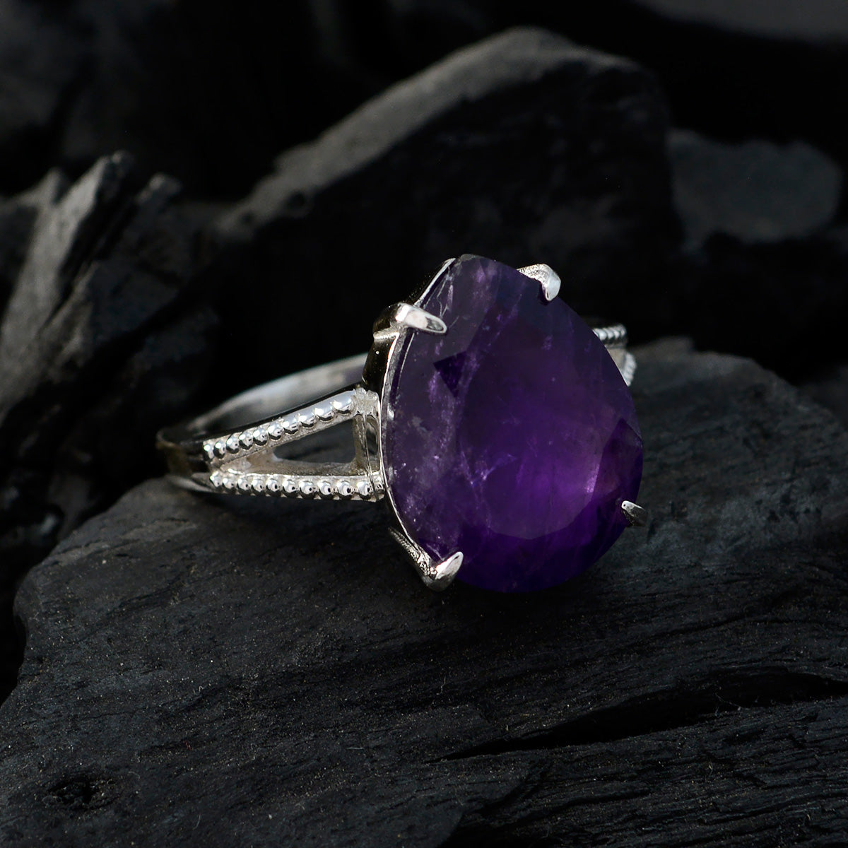 Amethyst Solitaire Moroccan Silver Purple Gemstone Versatile Romantic Ring Jewelry