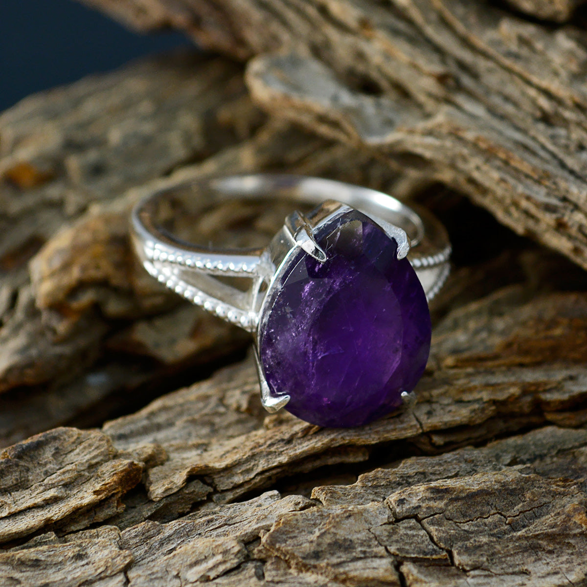 Amethyst Solitaire Moroccan Silver Purple Gemstone Versatile Romantic Ring Jewelry