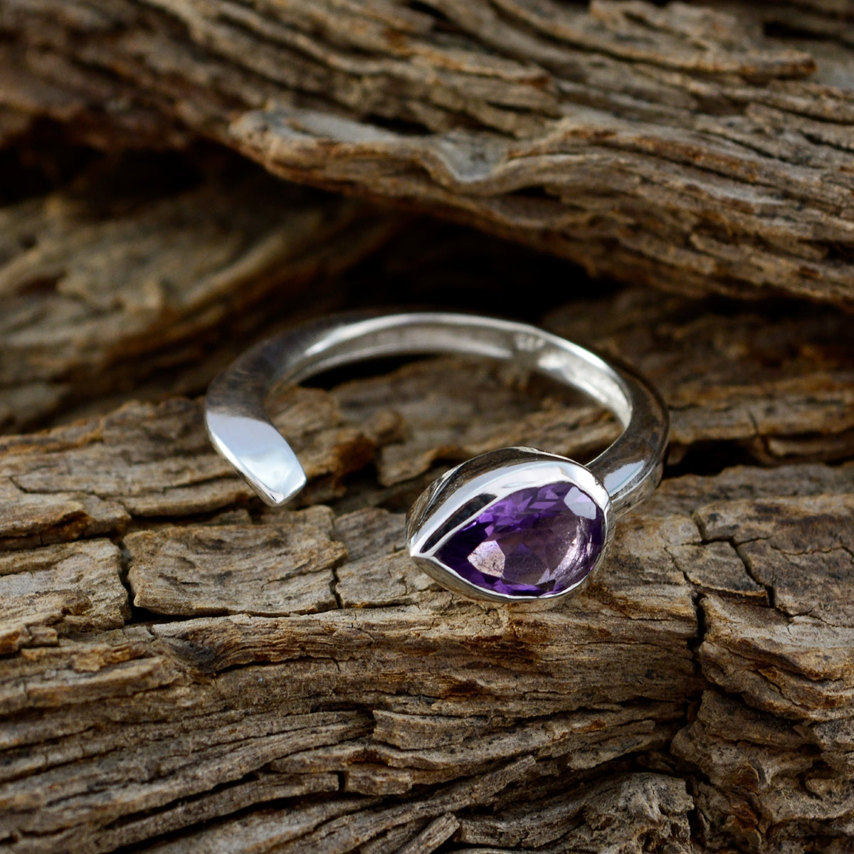 Amethyst Solitaire Egyptian Sterling Silver Purple Gems Featherlight Fairytale Ring Jewelry