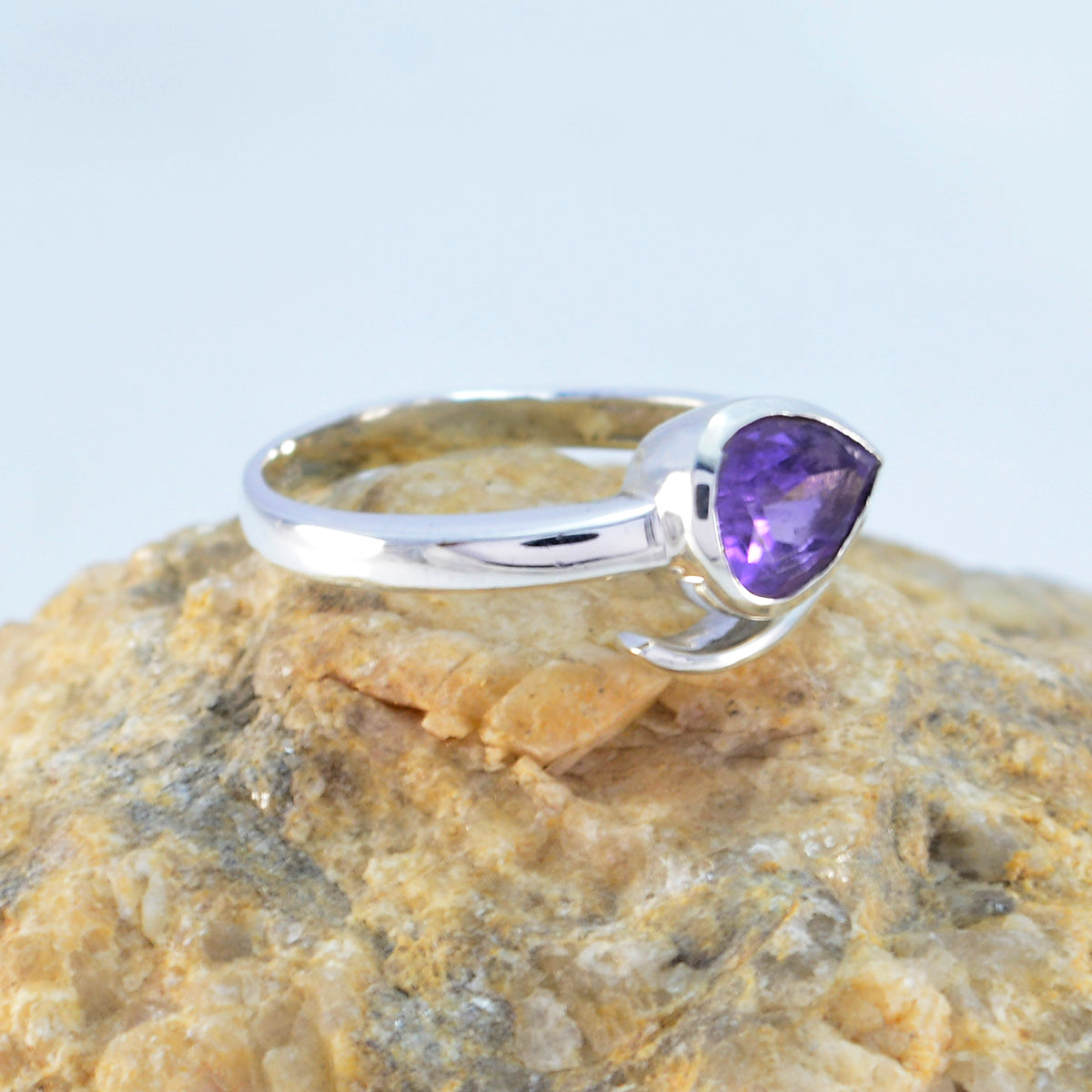 Amethyst Solitaire French 925 Sterling Silver Purple Gemstone Slim Feminine Ring Jewellery